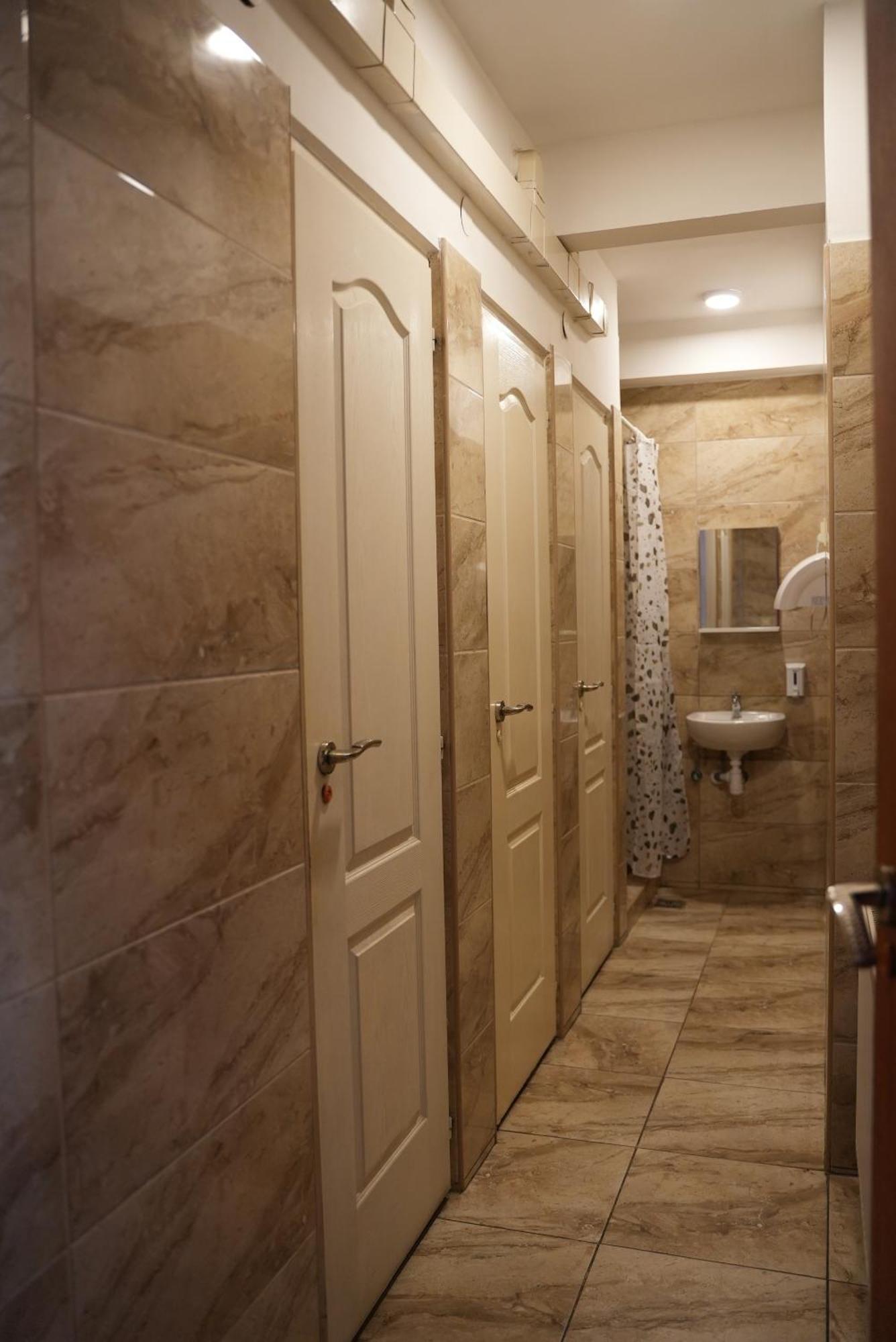 Center Hostel And Guest House บูดาเปสต์ ภายนอก รูปภาพ