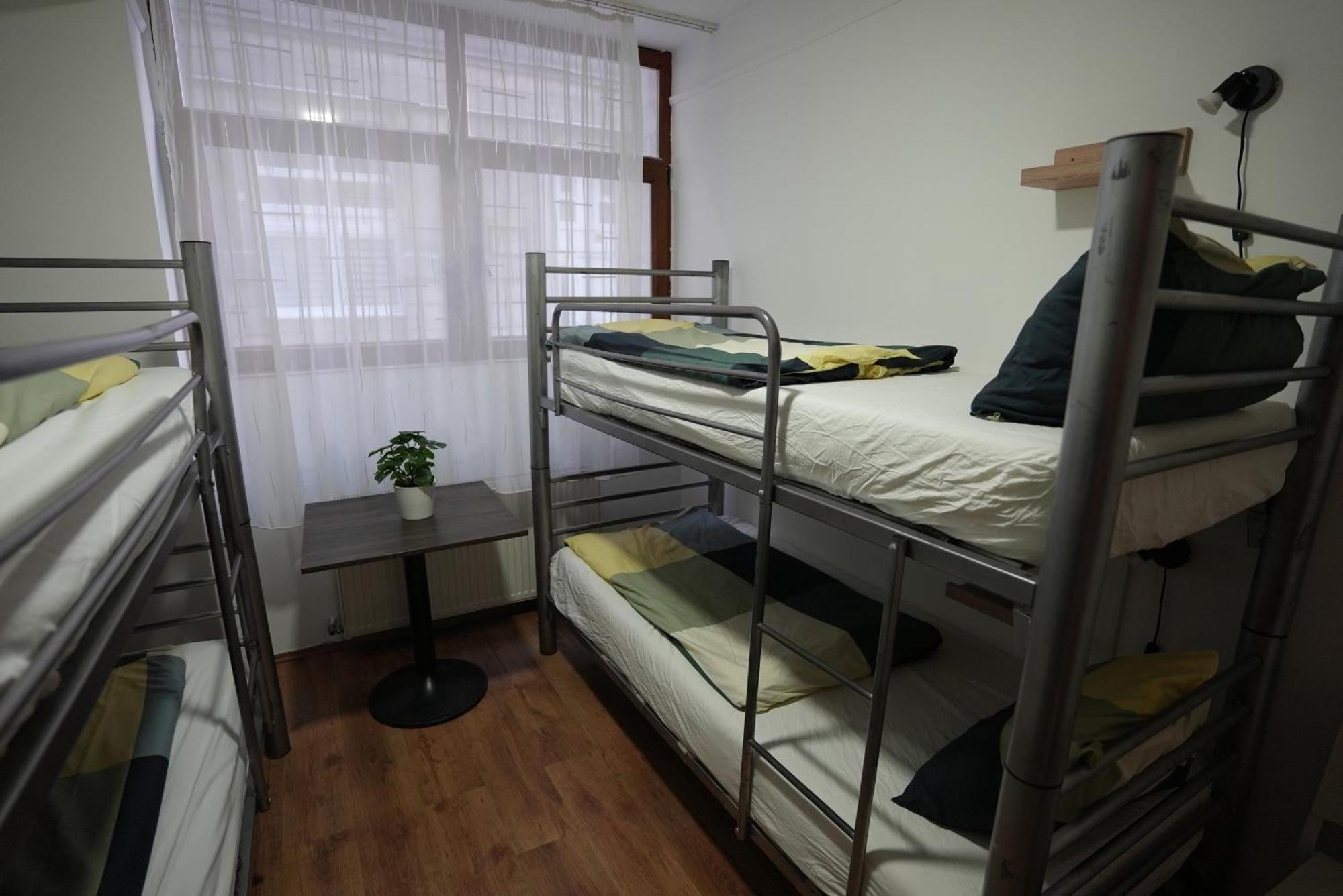 Center Hostel And Guest House บูดาเปสต์ ภายนอก รูปภาพ