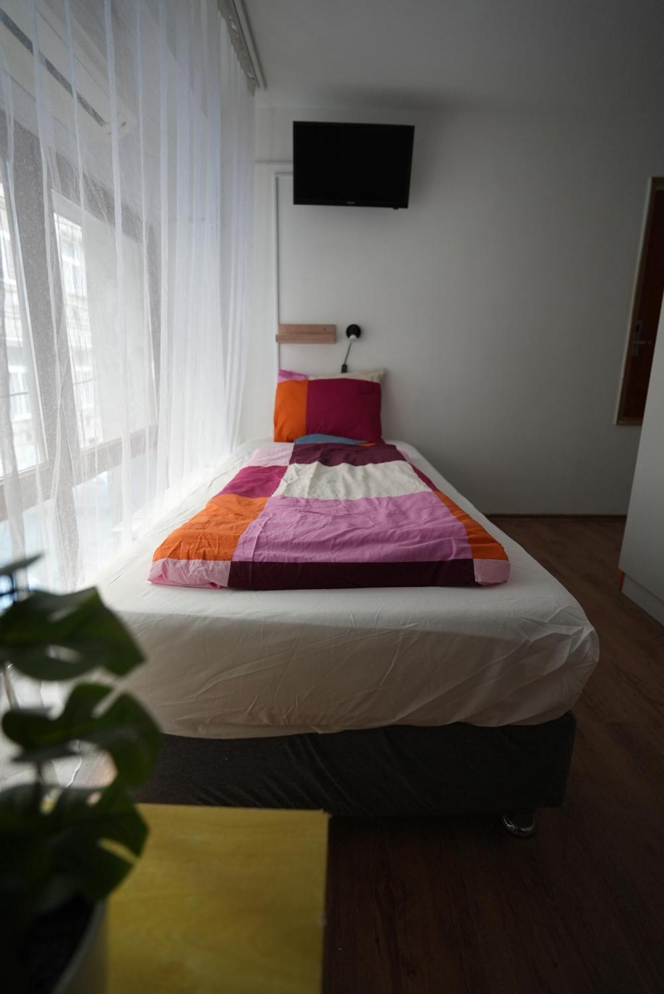 Center Hostel And Guest House บูดาเปสต์ ภายนอก รูปภาพ